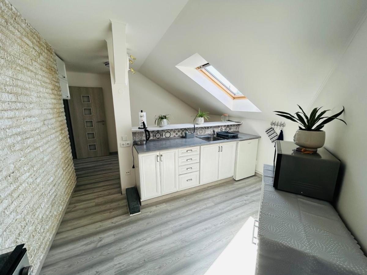 דצ'ין Apartman Theresa מראה חיצוני תמונה